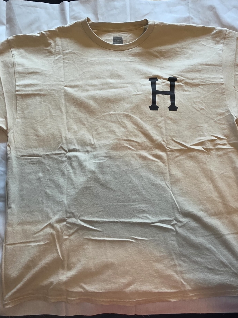 Men's Cream Short-Sleeve T-Shirt with 'Huf' Chest Logo